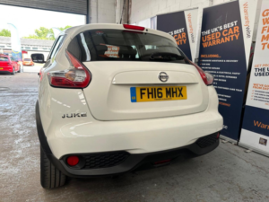 2016 Nissan Juke 1.6 Visia Euro 6 5dr in White — image 6