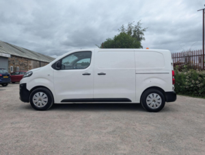 2019 Citroen Dispatch 1.6 Bluehdi 1000 X M Fwd 2 Euro 6 6dr in White — image 6
