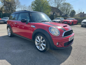 2012 MINI Clubman 1.6 Cooper S Euro 5 (s/s) 5dr in Red — image 2