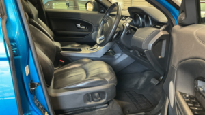 2017 Land Rover Range Rover Evoque Td4 Landmark in Blue — image 4