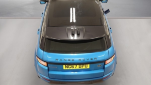 2017 Land Rover Range Rover Evoque Td4 Landmark in Blue — image 5