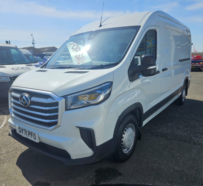 2021 Maxus Deliver 9 2.0 D20 in White — image 1