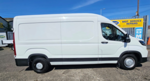 2021 Maxus Deliver 9 2.0 D20 in White — image 4