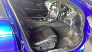 2018 Jaguar Xe 2.0d R-Sport Auto Euro 6 (s/s) 4dr in Blue — image 3
