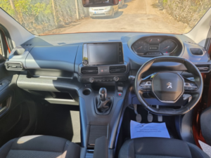2019 Peugeot Rifter 1.5 Bluehdi Allure in Bronze — image 3