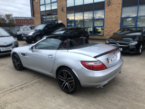 2012 Mercedes-Benz Slk 2.1 Slk250 Cdi Blueefficiency in Silver — image 5