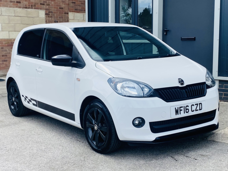 2016 Skoda Citigo 1.0 Mpi Monte Carlo in White — image 1