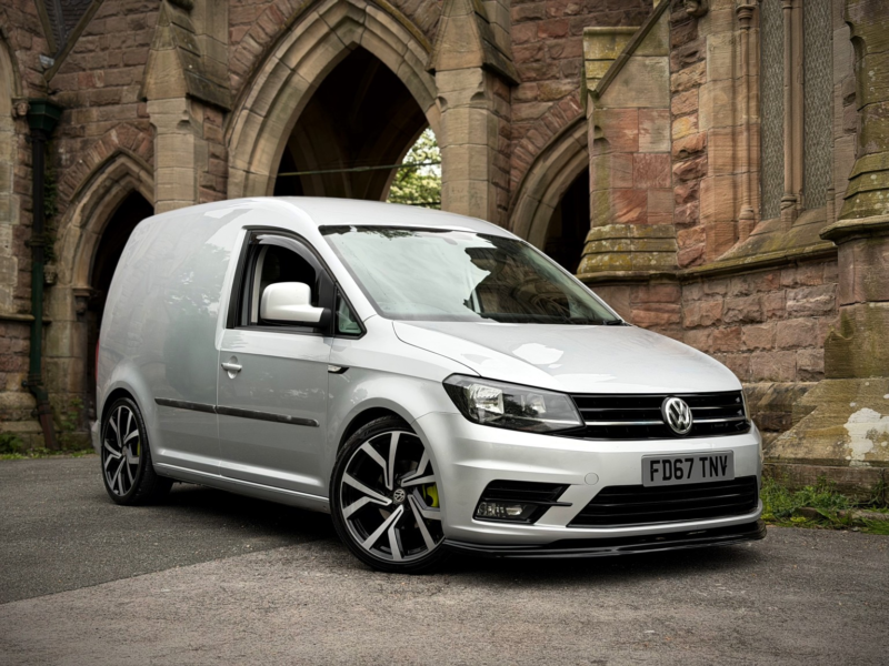 2018 Volkswagen Caddy 2.0 Tdi C20 Bluemotion Tech Highline in Silver — image 1