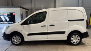 2014 Peugeot Partner 1.6 Hdi 850 S Diesel White 5dr No Vat+10 Stamps+1 Keeper in White — image 2