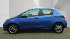 2016 Toyota Yaris 1.33 Dual Vvt-I Icon Euro 6 5dr in Blue — image 6