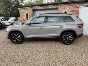 2021 Skoda Kodiaq 1.5 Tsi Act Se L in Grey — image 4