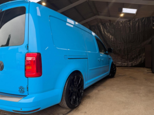 2016 Volkswagen Caddy Maxi 1.6 Tdi C20 Cr Startline Lwb Euro 5 6dr in Blue — image 5