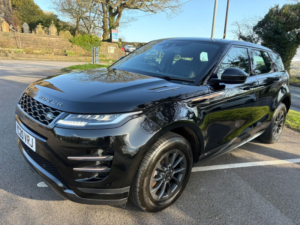 2020 Land Rover Range Rover Evoque 2.0 D150 R-Dynamic in Black — image 3