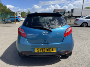 2013 Mazda Mazda2 1.3 Tamura in Blue — image 5