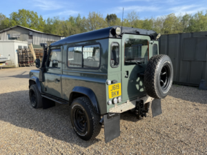 1992 Land Rover Defender 90 **bargain**rare 300tdi Automatic Gearbox*full Richards Galvanised Chassis*low Miles in Green — image 5