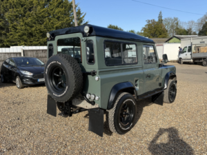1992 Land Rover Defender 90 **bargain**rare 300tdi Automatic Gearbox*full Richards Galvanised Chassis*low Miles in Green — image 6