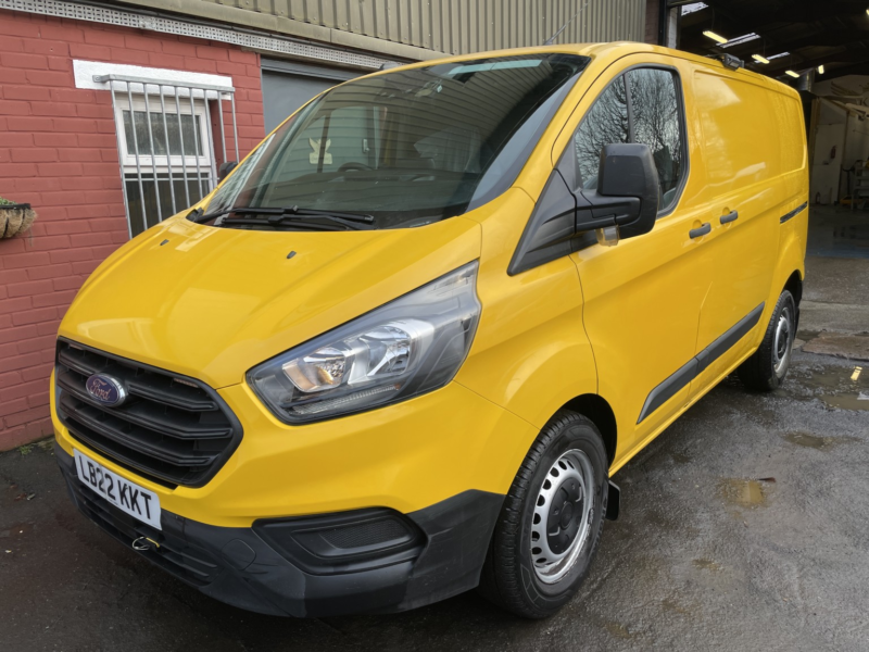 2022 Ford Transit Custom 2.0 Transit Custom Leader Van 340 L1 2.0l Ecoblue 130ps Fwd 6 Speed Manual in Yellow — image 1