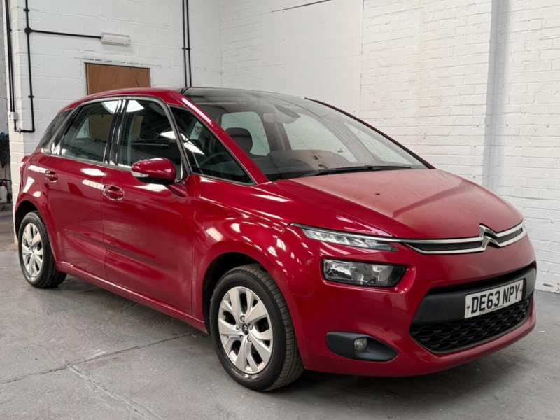 2013 Citroen C4 Picasso 1.6 Hdi Vtr+ MPV 5dr Diesel Manual Euro 5 (90 Ps) in Red — image 1