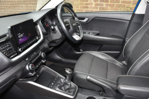2022 Kia Stonic 1.0 T-Gdi Mhev Gt-Line S SUV 5dr Petrol Hybrid Manual Euro 6 (s/s) (118 Bhp) in Blue — image 5