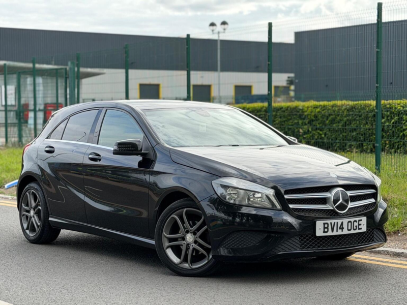 2014 Mercedes-Benz A Class 1.5 A180 Cdi Sport Euro 5 (s/s) 5dr in Black — image 1