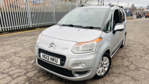 2012 Citroen C3 Picasso 1.6 Vti Exclusive in Silver — image 3