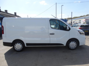 2023 Nissan Primastar 2.0 Dci 28 Acenta L1 H1 Euro 6 (s/s) 5dr in White — image 5