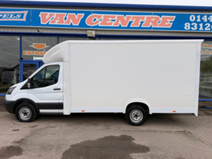2020 Ford Transit 2.0 350 Ecoblue Low Floor Luton 2dr Diesel Manual Fwd L3 Euro 6 130 Ps in White — image 3