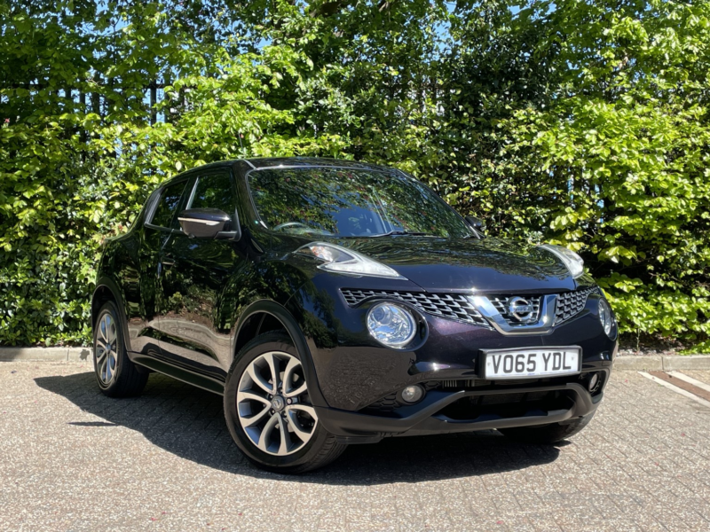 2015 Nissan Juke 1.2 Dig-T Tekna in Black — image 1