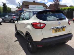 2014 Renault Captur 0.9 Tce Energy Dynamique Medianav Euro 5 (s/s) 5dr in White — image 4