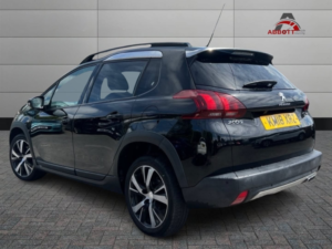 2018 Peugeot 2008 1.6 Bluehdi Gt Line in Black — image 3