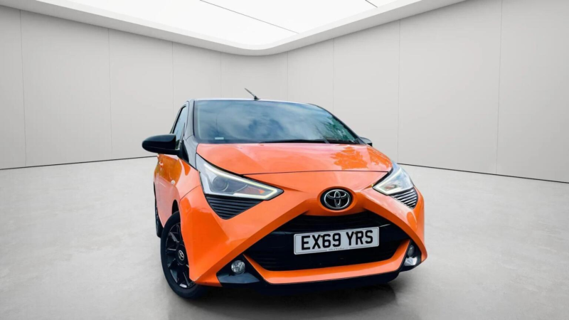 2019 Toyota Aygo 1.0 Vvt-I X-Cite X-Shift Euro 6 5dr in Orange — image 1