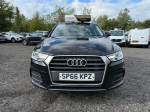2016 Audi Q3 2.0 Tdi Se in Black — image 2
