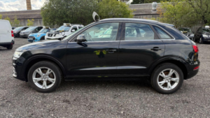 2016 Audi Q3 2.0 Tdi Se in Black — image 5