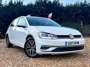 2017 Volkswagen Golf 1.4 Tsi Bluemotion Tech Se Euro 6 (s/s) 5dr in White — image 3