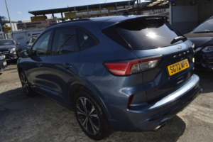 2022 Ford Kuga 2.5 Kuga St-Line X Edition 5 Door 2.5 Duratec PHEV 225ps Fwd CVT Automatic in Blue — image 4