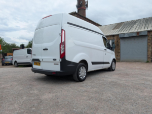 2016 Ford Transit Custom 2.0 Tdci 290 L1 H2 5dr in White — image 5