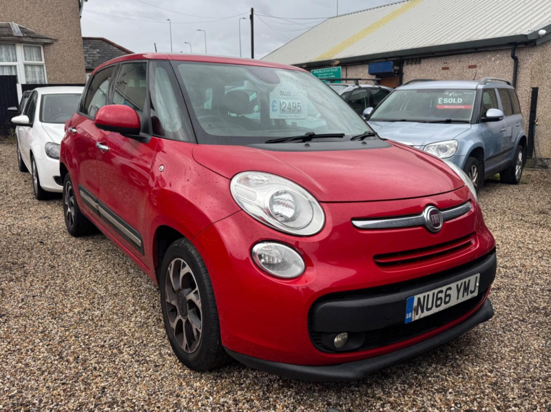 2016 Fiat 500l 1.6 Multijet Lounge Euro 6 (s/s) 5dr in Red — image 1