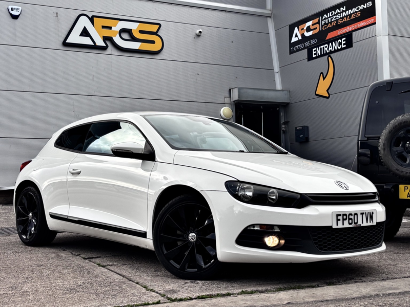 2010 Volkswagen Scirocco 2.0 Tsi Gt in White — image 1