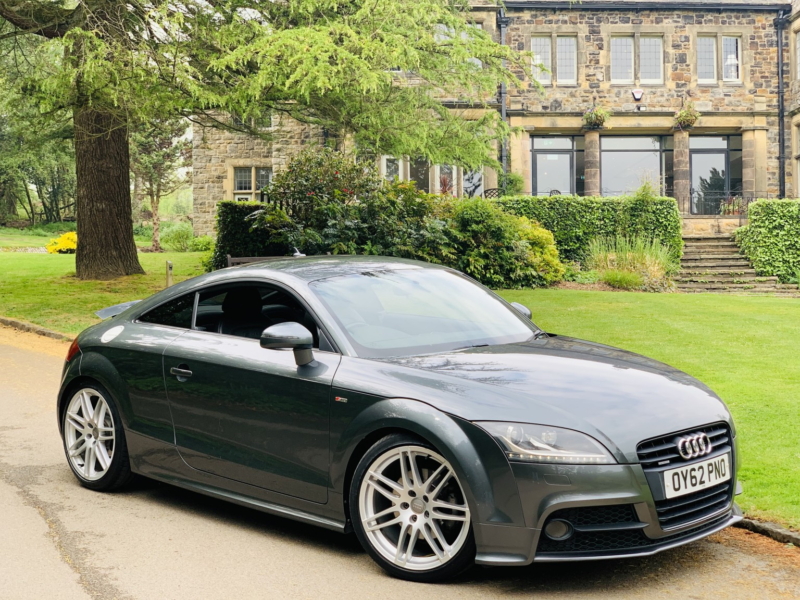 2012 Audi Tt 2.0 Tdi Black Edition in Grey — image 1