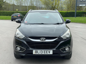 2013 Hyundai Ix35 2.0 Crdi Premium Auto 4WD Euro 5 5dr in Black — image 2