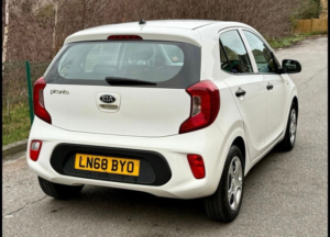 2018 Kia Picanto 1.0 1 Hatchback 5dr Petrol Manual Euro 6 (66 Bhp) in White — image 6