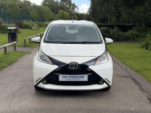 2015 Toyota Aygo 1.0 Vvt-I X-Pression in White — image 2