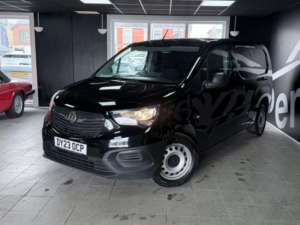 2023 Vauxhall Combo 1.5 Turbo D 2300 Prime L2 H1 Euro 6 (s/s) 6dr in Black — image 6