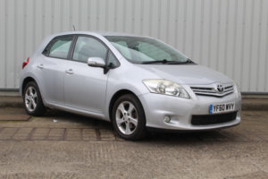 2011 Toyota Auris 1.3 Dual Vvt-I Tr in Silver — image 6