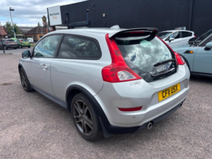 2011 Volvo C30 2.0 D3 Se Lux Sports Coupe Geartronic Euro 5 3dr in Silver — image 2
