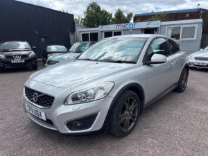 2011 Volvo C30 2.0 D3 Se Lux Sports Coupe Geartronic Euro 5 3dr in Silver — image 4