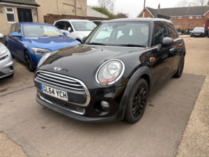 2014 MINI Hatch 1.2 One Hatchback 5dr Petrol Manual Euro 6 (s/s) (102 Ps) in Black — image 5