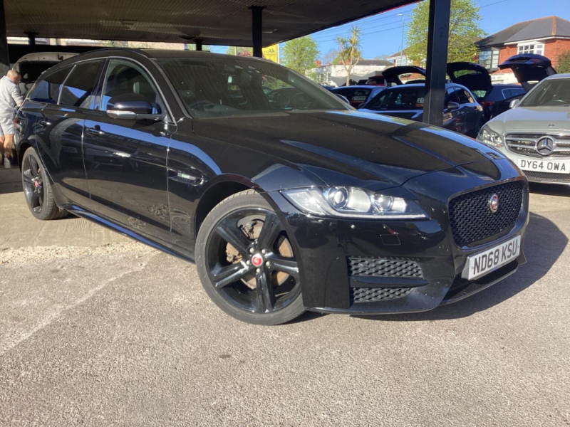 2019 Jaguar Xf 2.0d R-Sport Sportbrake Auto Euro 6 (s/s) 5dr in Black — image 1