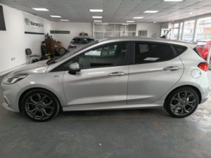 2021 Ford Fiesta 1.0 Fiesta St-Line Edition 5 Door 1.0t Ecoboost Hybrid 125ps Fwd 6 Speed Manual in Silver — image 2