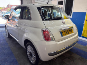 2009 Fiat 500 1.2 Lounge Euro 5 (s/s) 3dr in Black — image 6